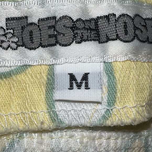 Toes On The Nose Hawaiian Floral Dress - Picture 8 of 9